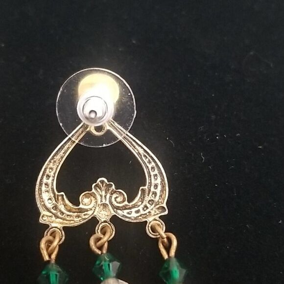 Chandelier Earrings Green 3 Rows Gold Post - Picture 10 of 11